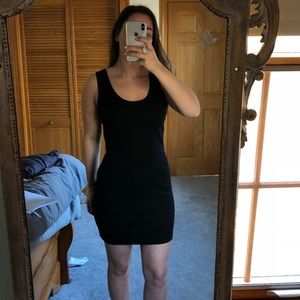 Black ribbed bodycon dress